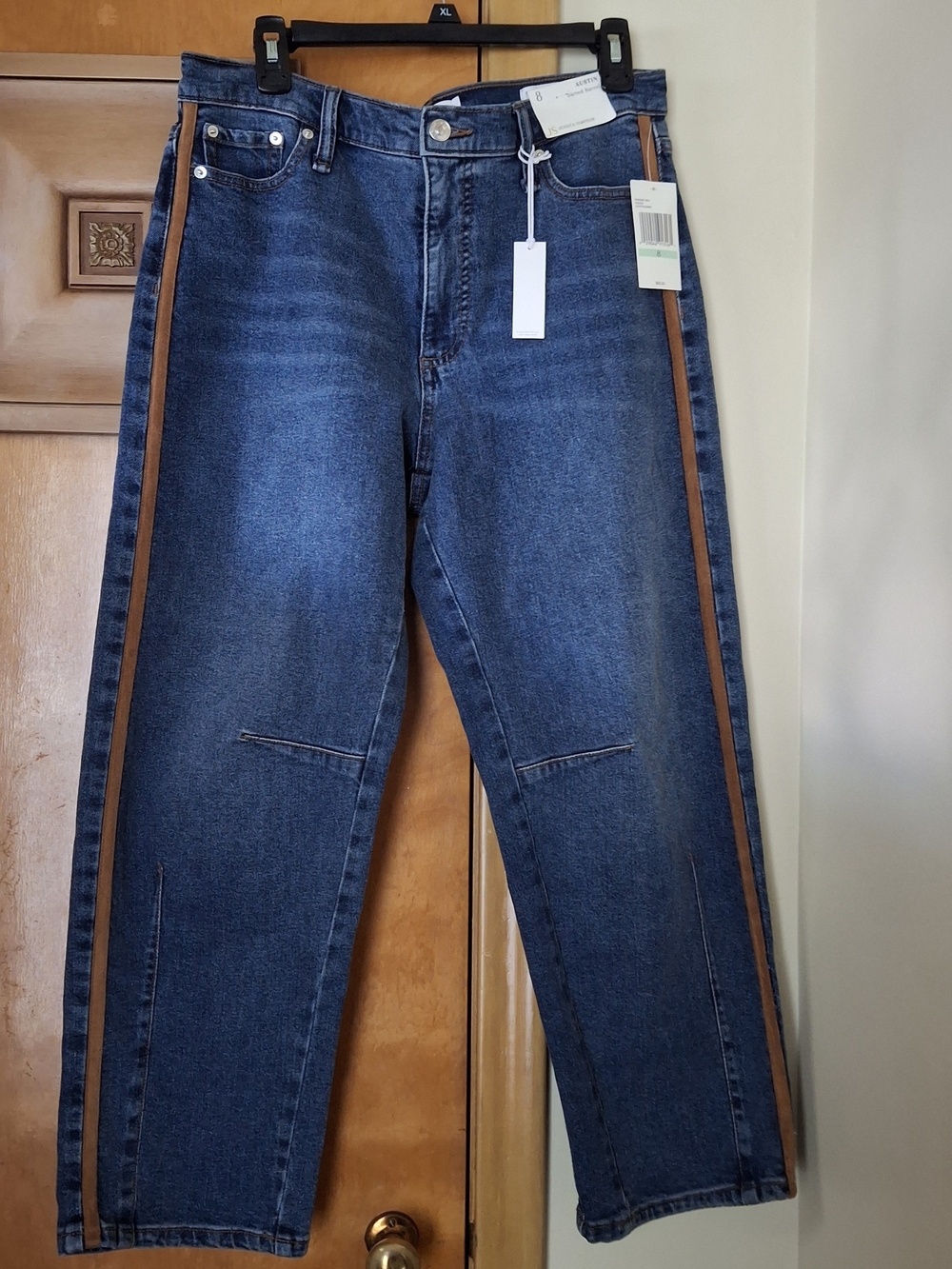 Jessica Simpson Blue Straight Leg Jeans with Brown Side Stripes Size 8